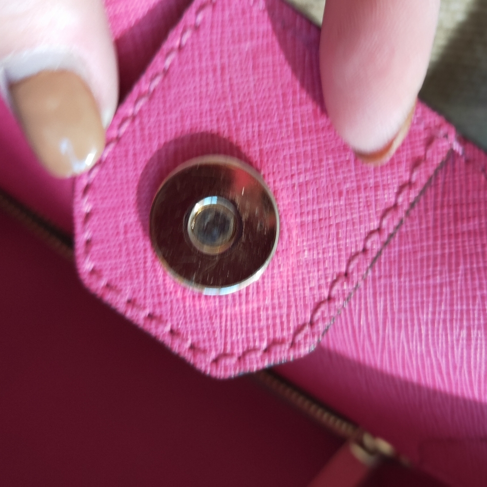 MK Greenwich Large Grab Bag - Picture 5 of 16